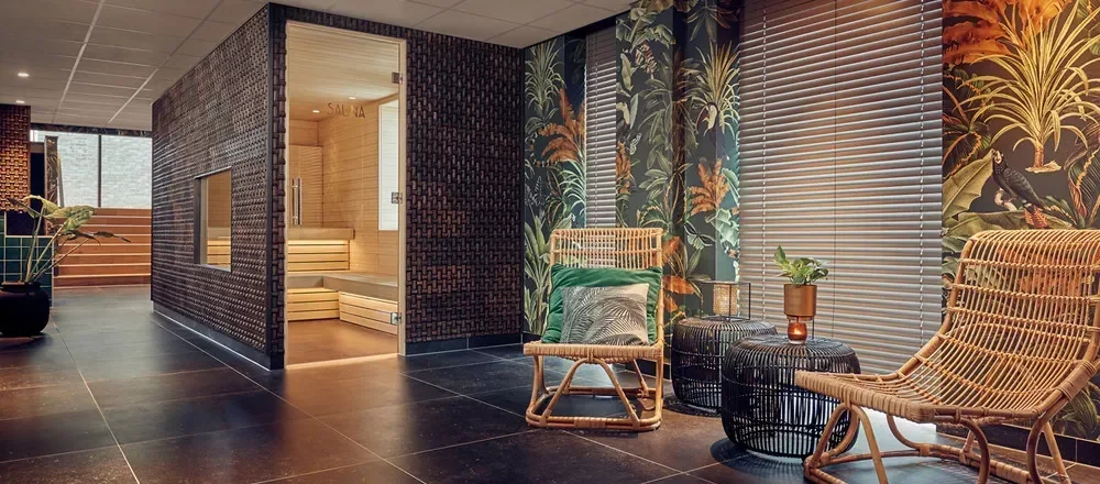 Sauna and lounge at Wellness De Tropen